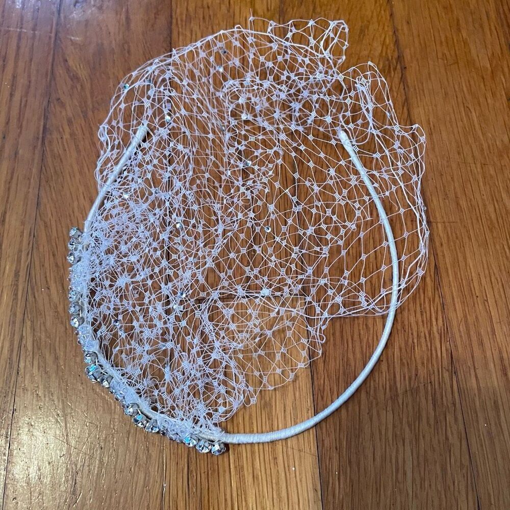 BRIDAL HEADBAND WITH NETTING & BLING